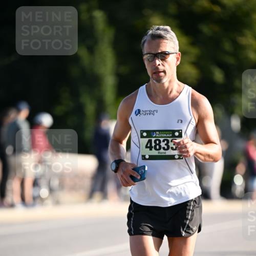 01.09.2024 - BARMER Alsterlauf Dr. Thomas Lammeyer http://msf.ph/oto/6891931 01.09.2024 09:23:14 Laufen 35, 4833 meine-sportfotos.de