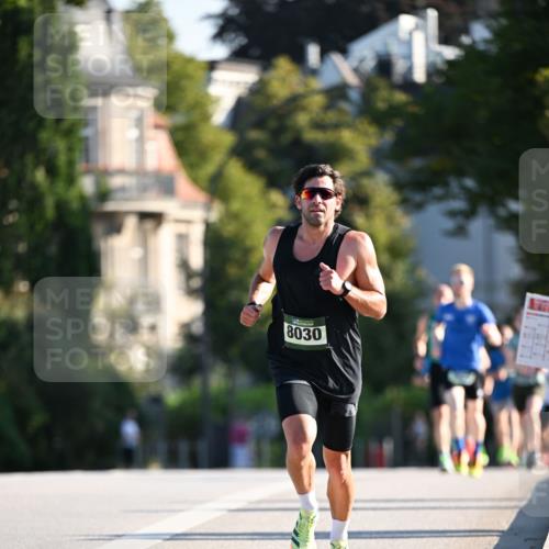01.09.2024 - BARMER Alsterlauf Dr. Thomas Lammeyer http://msf.ph/oto/6891975 01.09.2024 09:23:26 Laufen 8030 meine-sportfotos.de
