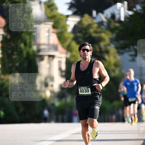 01.09.2024 - BARMER Alsterlauf Dr. Thomas Lammeyer http://msf.ph/oto/6891977 01.09.2024 09:23:26 Laufen 8030 meine-sportfotos.de