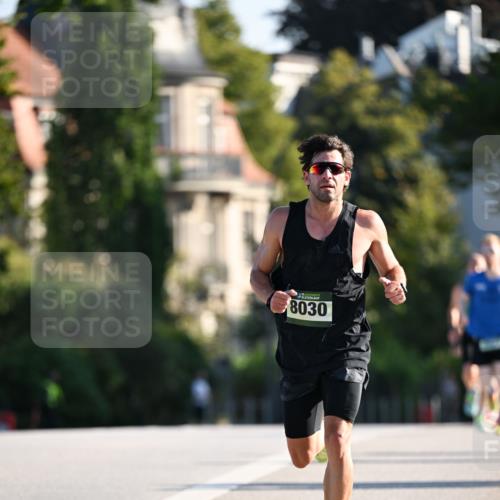 01.09.2024 - BARMER Alsterlauf Dr. Thomas Lammeyer http://msf.ph/oto/6891980 01.09.2024 09:23:26 Laufen 8030 meine-sportfotos.de