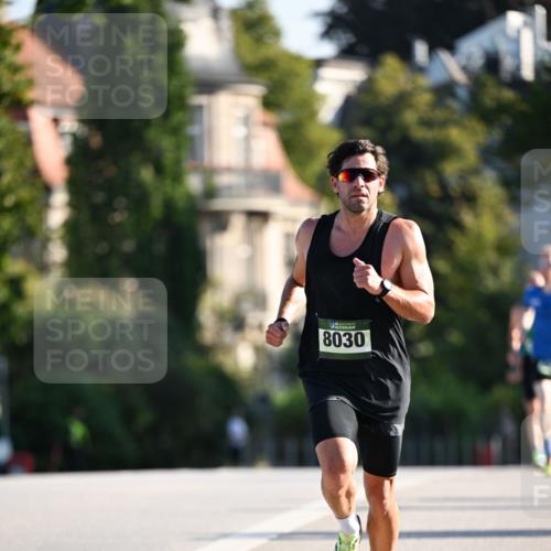 01.09.2024 - BARMER Alsterlauf Dr. Thomas Lammeyer http://msf.ph/oto/6891981 01.09.2024 09:23:26 Laufen 8030 meine-sportfotos.de