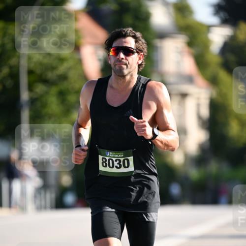 01.09.2024 - BARMER Alsterlauf Dr. Thomas Lammeyer http://msf.ph/oto/6891993 01.09.2024 09:23:28 Laufen 8030 meine-sportfotos.de