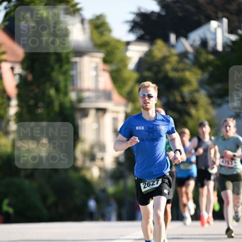 01.09.2024 - BARMER Alsterlauf Dr. Thomas Lammeyer http://msf.ph/oto/6892000 01.09.2024 09:23:30 Laufen 2627 meine-sportfotos.de