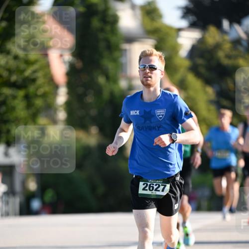 01.09.2024 - BARMER Alsterlauf Dr. Thomas Lammeyer http://msf.ph/oto/6892010 01.09.2024 09:23:31 Laufen 2627 meine-sportfotos.de