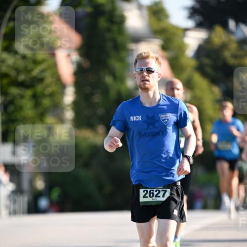 01.09.2024 - BARMER Alsterlauf Dr. Thomas Lammeyer http://msf.ph/oto/6892011 01.09.2024 09:23:32 Laufen 2627 meine-sportfotos.de