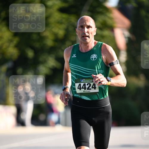 01.09.2024 - BARMER Alsterlauf Dr. Thomas Lammeyer http://msf.ph/oto/6892026 01.09.2024 09:23:34 Laufen 35, 4424 meine-sportfotos.de