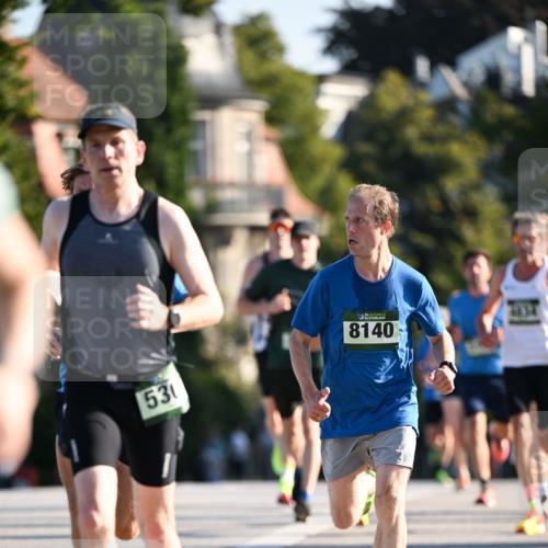 01.09.2024 - BARMER Alsterlauf Dr. Thomas Lammeyer http://msf.ph/oto/6892032 01.09.2024 09:23:36 Laufen 530, 8140 meine-sportfotos.de