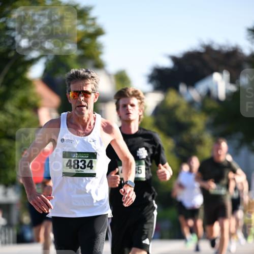 01.09.2024 - BARMER Alsterlauf Dr. Thomas Lammeyer http://msf.ph/oto/6892054 01.09.2024 09:23:40 Laufen 35, 4834, 15 meine-sportfotos.de