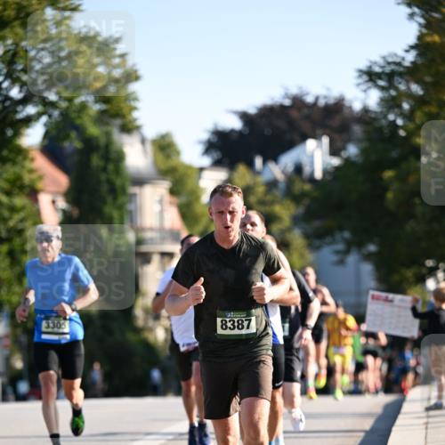 01.09.2024 - BARMER Alsterlauf Dr. Thomas Lammeyer http://msf.ph/oto/6892065 01.09.2024 09:23:43 Laufen 3305, 8387 meine-sportfotos.de