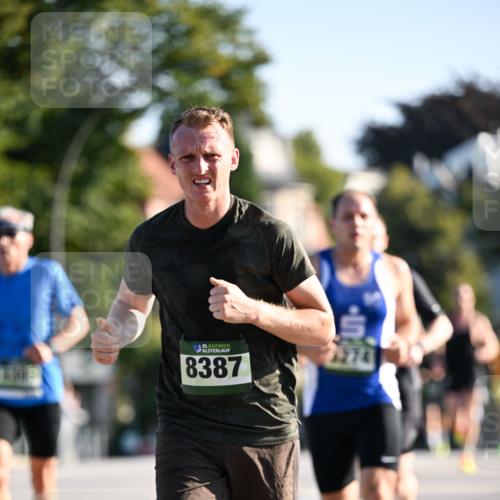 01.09.2024 - BARMER Alsterlauf Dr. Thomas Lammeyer http://msf.ph/oto/6892076 01.09.2024 09:23:44 Laufen 35, 8387 meine-sportfotos.de