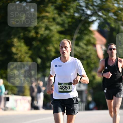 01.09.2024 - BARMER Alsterlauf Dr. Thomas Lammeyer http://msf.ph/oto/6892093 01.09.2024 09:23:48 Laufen 35, 4857 meine-sportfotos.de