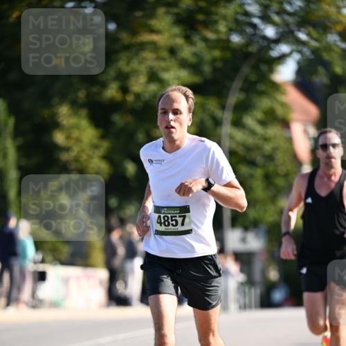 01.09.2024 - BARMER Alsterlauf Dr. Thomas Lammeyer http://msf.ph/oto/6892094 01.09.2024 09:23:48 Laufen 135, 4857 meine-sportfotos.de