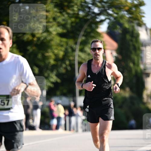 01.09.2024 - BARMER Alsterlauf Dr. Thomas Lammeyer http://msf.ph/oto/6892096 01.09.2024 09:23:49 Laufen 157, 844 meine-sportfotos.de