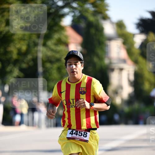 01.09.2024 - BARMER Alsterlauf Dr. Thomas Lammeyer http://msf.ph/oto/6892109 01.09.2024 09:23:50 Laufen 4458 meine-sportfotos.de