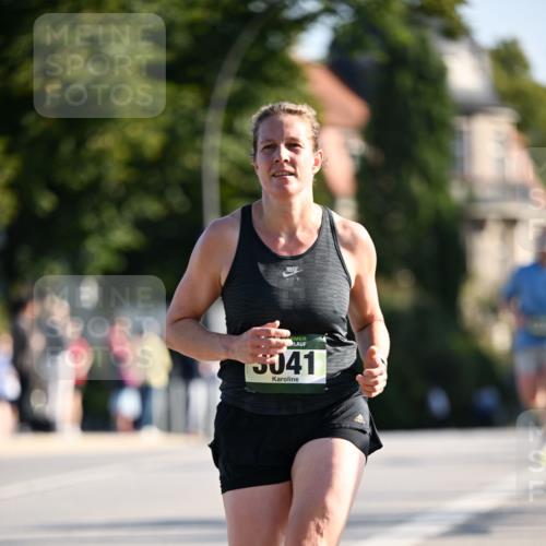 01.09.2024 - BARMER Alsterlauf Dr. Thomas Lammeyer http://msf.ph/oto/6892129 01.09.2024 09:23:54 Laufen 3041 meine-sportfotos.de