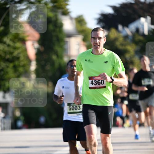 01.09.2024 - BARMER Alsterlauf Dr. Thomas Lammeyer http://msf.ph/oto/6892137 01.09.2024 09:23:56 Laufen 5003, 5, 0013, 35, 4360 meine-sportfotos.de
