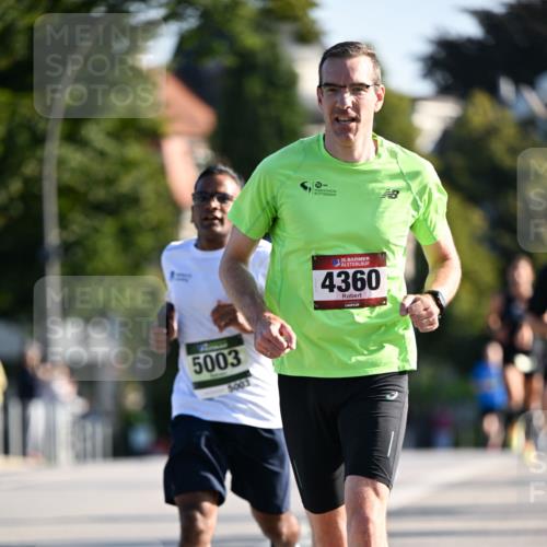 01.09.2024 - BARMER Alsterlauf Dr. Thomas Lammeyer http://msf.ph/oto/6892141 01.09.2024 09:23:56 Laufen 5003, 5003, 35, 4360, 02 meine-sportfotos.de