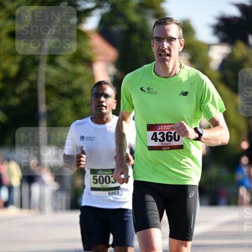01.09.2024 - BARMER Alsterlauf Dr. Thomas Lammeyer http://msf.ph/oto/6892142 01.09.2024 09:23:56 Laufen 5003, 5003, 35, 4360 meine-sportfotos.de