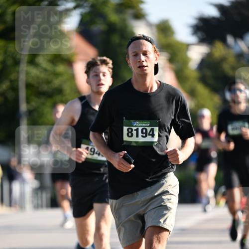 01.09.2024 - BARMER Alsterlauf Dr. Thomas Lammeyer http://msf.ph/oto/6892159 01.09.2024 09:23:59 Laufen 494, 35, 8194 meine-sportfotos.de