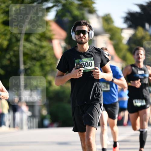 01.09.2024 - BARMER Alsterlauf Dr. Thomas Lammeyer http://msf.ph/oto/6892172 01.09.2024 09:24:01 Laufen 35, 600 meine-sportfotos.de