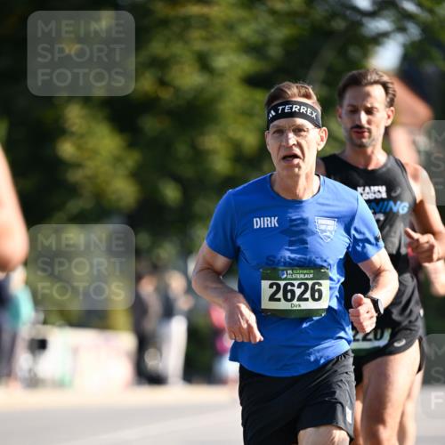 01.09.2024 - BARMER Alsterlauf Dr. Thomas Lammeyer http://msf.ph/oto/6892186 01.09.2024 09:24:03 Laufen 35, 2626, 220 meine-sportfotos.de