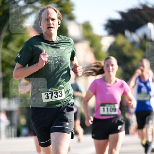 01.09.2024 - BARMER Alsterlauf Dr. Thomas Lammeyer http://msf.ph/oto/6892198 01.09.2024 09:24:05 Laufen 35, 3733, 1109 meine-sportfotos.de