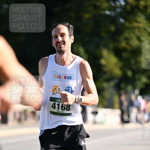 01.09.2024 - BARMER Alsterlauf Dr. Thomas Lammeyer http://msf.ph/oto/6892236 01.09.2024 09:24:12 Laufen 4168 meine-sportfotos.de
