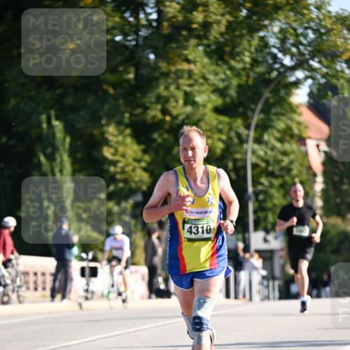 01.09.2024 - BARMER Alsterlauf Dr. Thomas Lammeyer http://msf.ph/oto/6892240 01.09.2024 09:24:13 Laufen 4310 meine-sportfotos.de