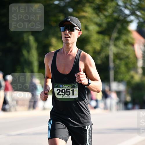 01.09.2024 - BARMER Alsterlauf Dr. Thomas Lammeyer http://msf.ph/oto/6892255 01.09.2024 09:24:15 Laufen 35, 2951 meine-sportfotos.de