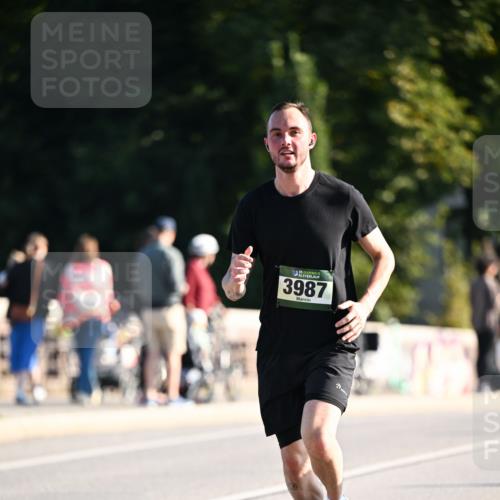 01.09.2024 - BARMER Alsterlauf Dr. Thomas Lammeyer http://msf.ph/oto/6892259 01.09.2024 09:24:16 Laufen 35, 3987 meine-sportfotos.de