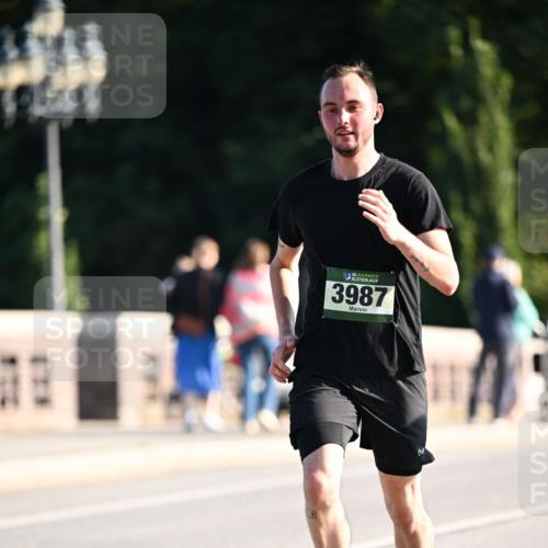 01.09.2024 - BARMER Alsterlauf Dr. Thomas Lammeyer http://msf.ph/oto/6892263 01.09.2024 09:24:17 Laufen 35, 3987, 0 meine-sportfotos.de