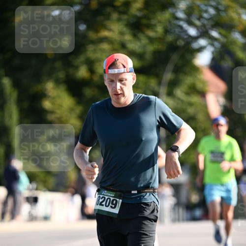 01.09.2024 - BARMER Alsterlauf Dr. Thomas Lammeyer http://msf.ph/oto/6892275 01.09.2024 09:24:19 Laufen 35, 8209 meine-sportfotos.de