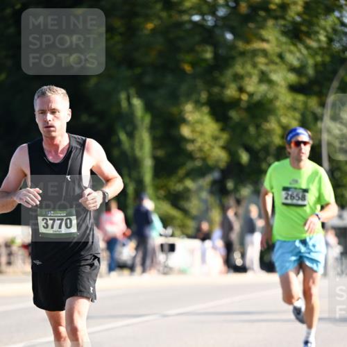01.09.2024 - BARMER Alsterlauf Dr. Thomas Lammeyer http://msf.ph/oto/6892284 01.09.2024 09:24:21 Laufen 35, 3770, 2658 meine-sportfotos.de