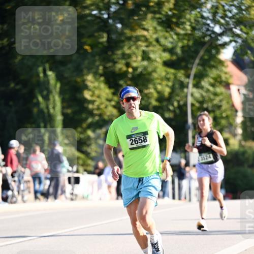 01.09.2024 - BARMER Alsterlauf Dr. Thomas Lammeyer http://msf.ph/oto/6892285 01.09.2024 09:24:21 Laufen 2658, 13524 meine-sportfotos.de
