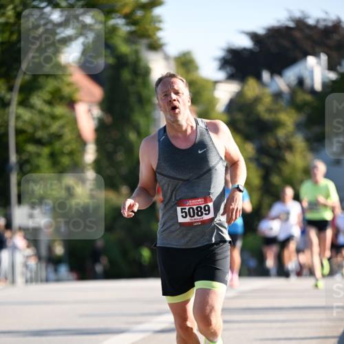 01.09.2024 - BARMER Alsterlauf Dr. Thomas Lammeyer http://msf.ph/oto/6892303 01.09.2024 09:24:25 Laufen 135, 5089 meine-sportfotos.de