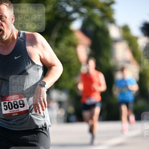 01.09.2024 - BARMER Alsterlauf Dr. Thomas Lammeyer http://msf.ph/oto/6892316 01.09.2024 09:24:26 Laufen 6135, 5089 meine-sportfotos.de