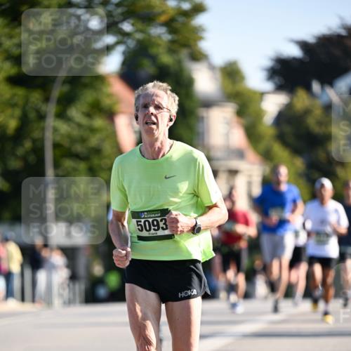 01.09.2024 - BARMER Alsterlauf Dr. Thomas Lammeyer http://msf.ph/oto/6892333 01.09.2024 09:24:30 Laufen 135, 5093 meine-sportfotos.de