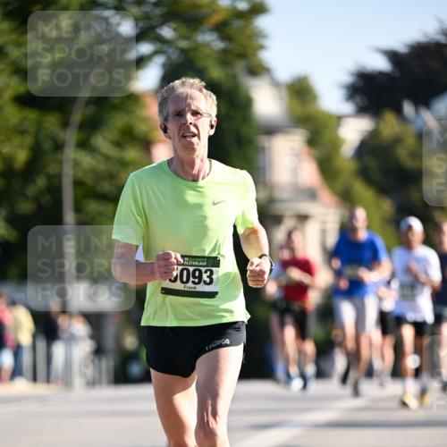 01.09.2024 - BARMER Alsterlauf Dr. Thomas Lammeyer http://msf.ph/oto/6892334 01.09.2024 09:24:30 Laufen 35, 3093 meine-sportfotos.de