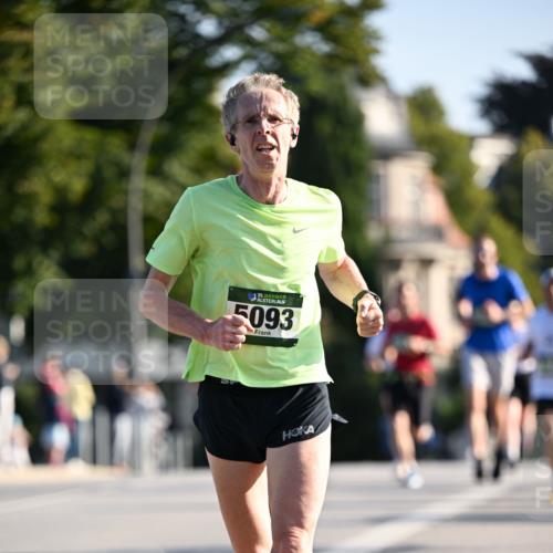 01.09.2024 - BARMER Alsterlauf Dr. Thomas Lammeyer http://msf.ph/oto/6892335 01.09.2024 09:24:31 Laufen 35, 5093 meine-sportfotos.de