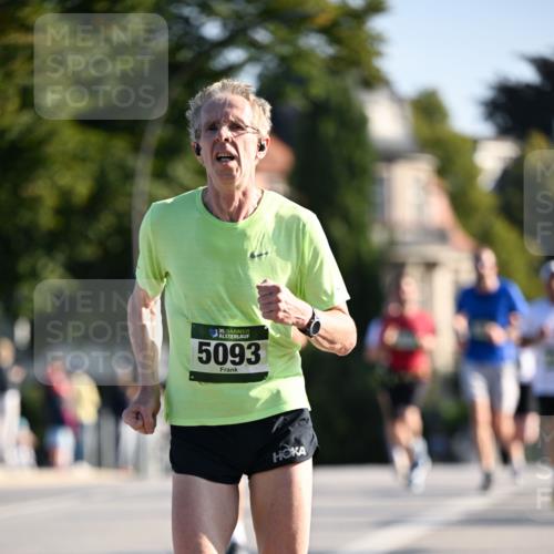 01.09.2024 - BARMER Alsterlauf Dr. Thomas Lammeyer http://msf.ph/oto/6892336 01.09.2024 09:24:31 Laufen 35, 5093 meine-sportfotos.de