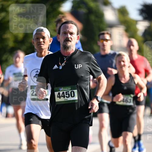 01.09.2024 - BARMER Alsterlauf Dr. Thomas Lammeyer http://msf.ph/oto/6892357 01.09.2024 09:24:35 Laufen 22, 16135, 4450, 463 meine-sportfotos.de