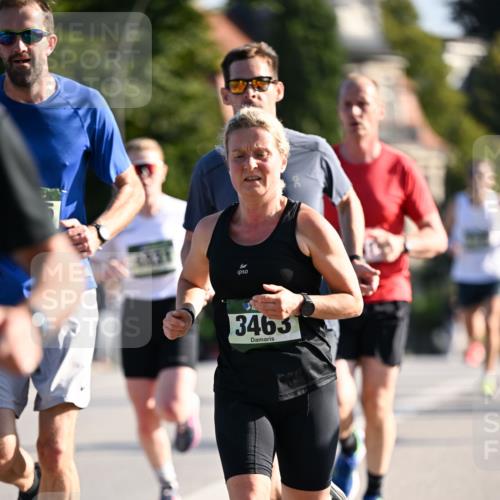 01.09.2024 - BARMER Alsterlauf Dr. Thomas Lammeyer http://msf.ph/oto/6892364 01.09.2024 09:24:36 Laufen 3463 meine-sportfotos.de