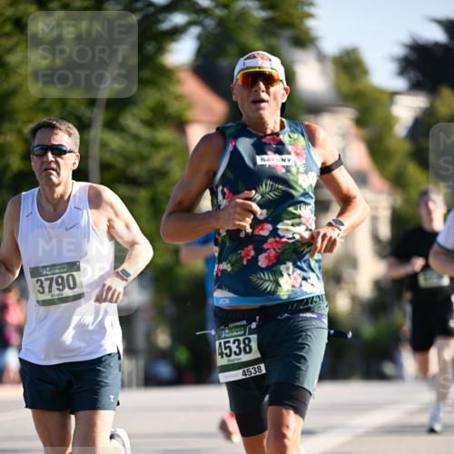 01.09.2024 - BARMER Alsterlauf Dr. Thomas Lammeyer http://msf.ph/oto/6892391 01.09.2024 09:24:40 Laufen 35, 3790, 135, 4538, 4538 meine-sportfotos.de