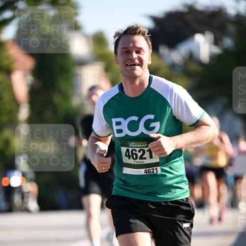 01.09.2024 - BARMER Alsterlauf Dr. Thomas Lammeyer http://msf.ph/oto/6892404 01.09.2024 09:24:41 Laufen 635, 4621, 4621 meine-sportfotos.de