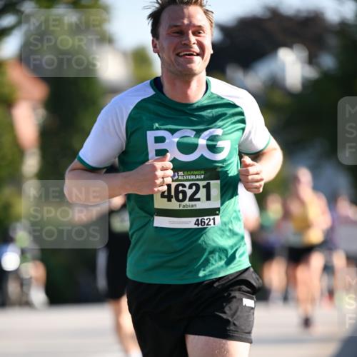01.09.2024 - BARMER Alsterlauf Dr. Thomas Lammeyer http://msf.ph/oto/6892406 01.09.2024 09:24:42 Laufen 135, 4621, 4621 meine-sportfotos.de
