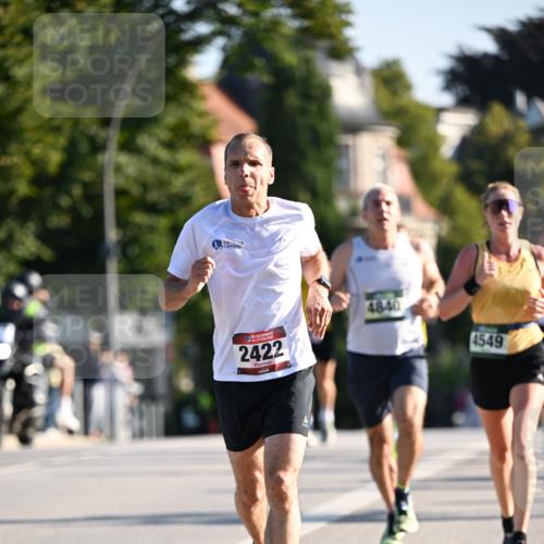 01.09.2024 - BARMER Alsterlauf Dr. Thomas Lammeyer http://msf.ph/oto/6892417 01.09.2024 09:24:44 Laufen 2422, 4840, 4549 meine-sportfotos.de