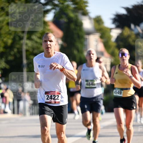 01.09.2024 - BARMER Alsterlauf Dr. Thomas Lammeyer http://msf.ph/oto/6892418 01.09.2024 09:24:44 Laufen 35, 2422, 4840, 1549 meine-sportfotos.de