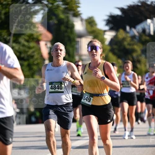 01.09.2024 - BARMER Alsterlauf Dr. Thomas Lammeyer http://msf.ph/oto/6892424 01.09.2024 09:24:45 Laufen 4840, 549 meine-sportfotos.de