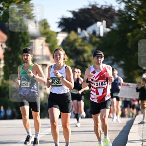 01.09.2024 - BARMER Alsterlauf Dr. Thomas Lammeyer http://msf.ph/oto/6892439 01.09.2024 09:24:47 Laufen 4828, 5252, 2104 meine-sportfotos.de