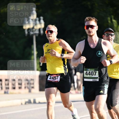 01.09.2024 - BARMER Alsterlauf Dr. Thomas Lammeyer http://msf.ph/oto/6892450 01.09.2024 09:24:49 Laufen 121, 2457, 4407, 4407 meine-sportfotos.de
